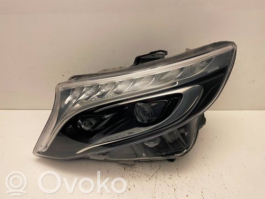Mercedes-Benz Vito Viano W447 Priekinis žibintas 