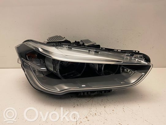 BMW X1 F48 F49 Priekinis žibintas 