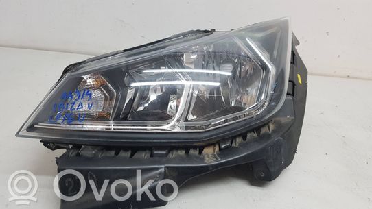 Seat Ibiza V (KJ) Priekinis žibintas 