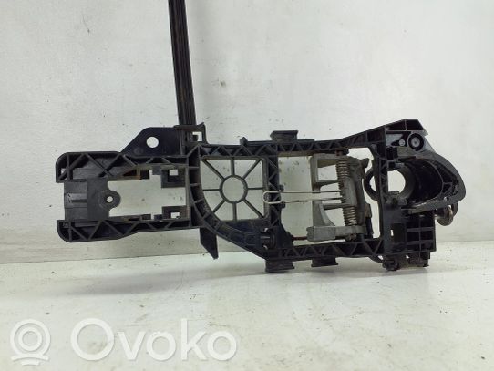 Volkswagen PASSAT B6 Takaoven ulkokahvan kehys 