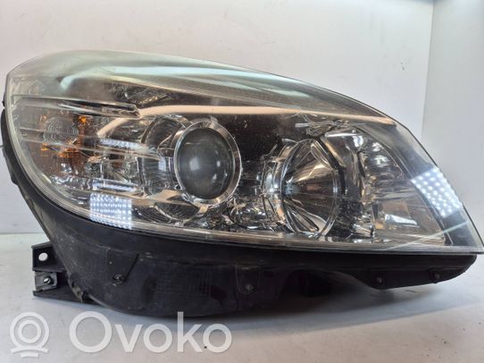 Mercedes-Benz C W204 Priekinis žibintas 