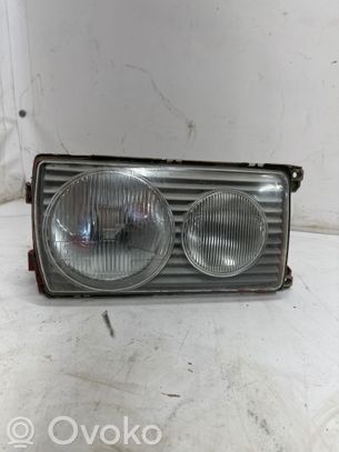 Mercedes-Benz W123 Priekinis žibintas 