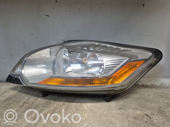 Ford Kuga I Priekinis žibintas 