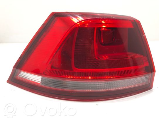 Volkswagen Golf VII Galinis žibintas kėbule 