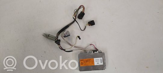 Subaru Outback Xenon valdymo blokas 