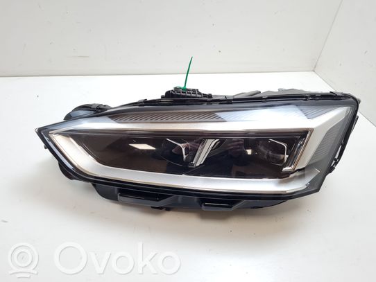 Audi A5 Priekinis žibintas 