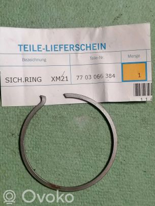 a25d74f0959e18f0dceba2fdb7b161b4-renault