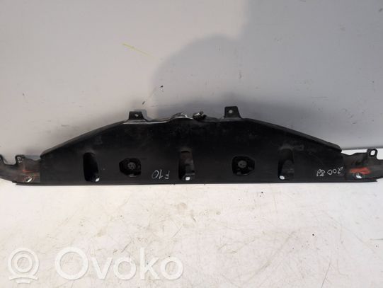 BMW 5 F10 F11 Staffa del pannello di supporto del radiatore parte superiore 