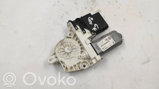 Volkswagen Jetta V Motorino alzacristalli della portiera posteriore 