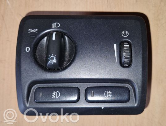 Volvo V70 Šviesų jungtukas 