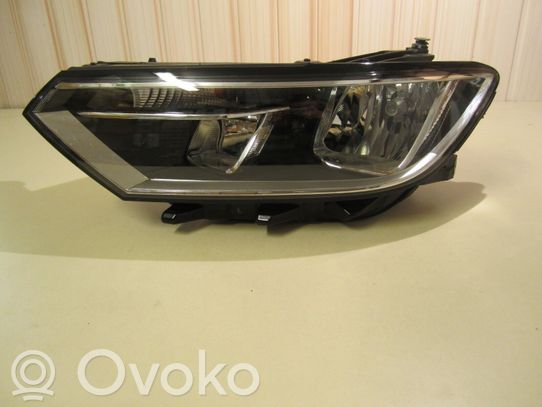 Volkswagen PASSAT B8 Priekinis žibintas 