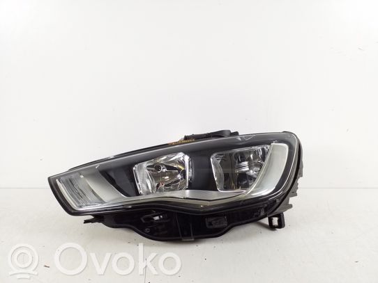 Audi A3 S3 8V Priekinis žibintas 