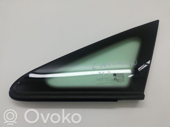 Opel Zafira B Front triangle window/glass 