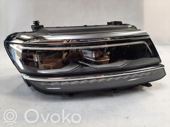 Volkswagen Tiguan Priekinis žibintas 