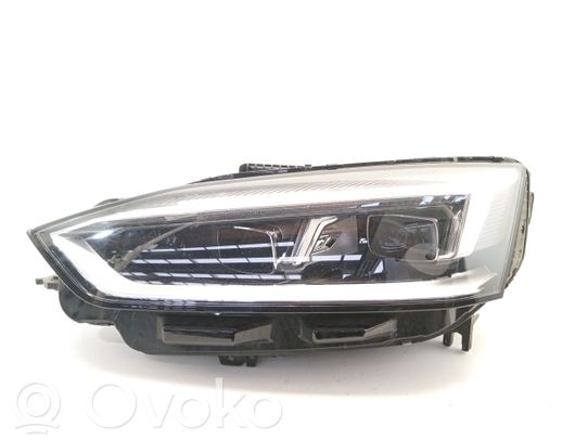 Audi A5 Priekinis žibintas 