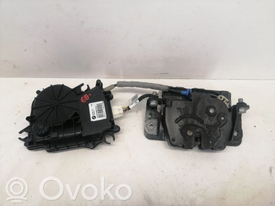 BMW X3 F25 Takaluukun/tavaratilan lukon vastakappale 