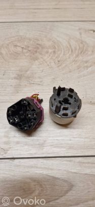 Volkswagen PASSAT B5 Ignition lock contact 