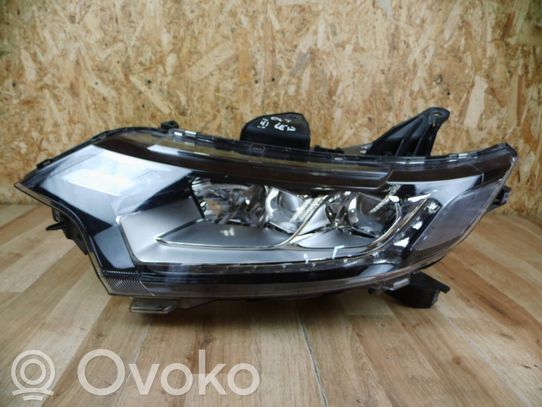 Mitsubishi Outlander Priekinis žibintas 