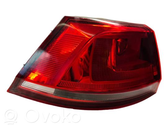 Volkswagen Golf VII Galinis žibintas kėbule 
