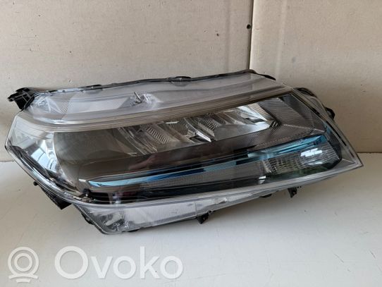 Suzuki Vitara (LY) Priekinis žibintas 