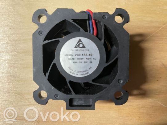 BMW 3 F30 F35 F31 Priekinio žibinto detalė 