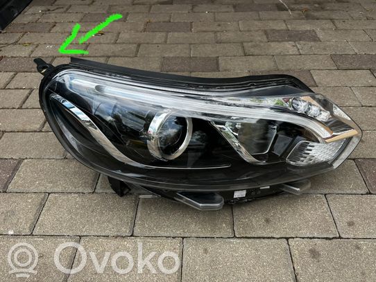 Toyota Proace Priekinio žibinto laikiklis 