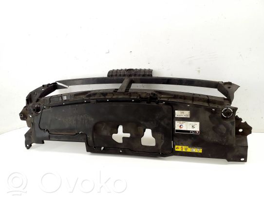 Peugeot 308 Garniture de radiateur 