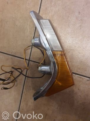 Indicatore di direzione anteriore   PF112B