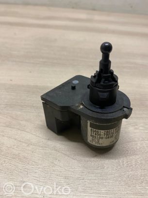 Toyota Land Cruiser (J150) Žibintų aukščio reguliavimo varikliukas 