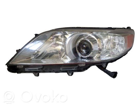 Toyota Sienna XL30 III Priekinis žibintas 