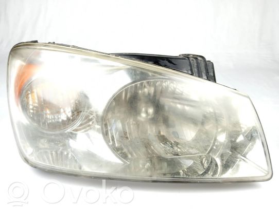 KIA Cerato Priekinis žibintas 