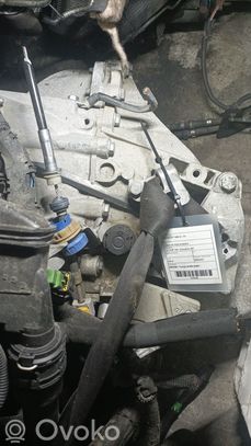 Peugeot 308 Mechaninė 5 pavarų dėžė 