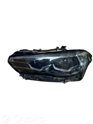 BMW X5 G05 Priekinis žibintas 