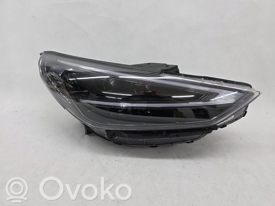 Hyundai i30 Priekinis žibintas 