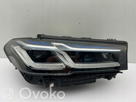 BMW 5 G30 G31 Priekinis žibintas 