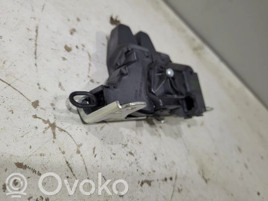 Mercedes-Benz E W238 Takaluukun/tavaratilan lukon vastakappale 