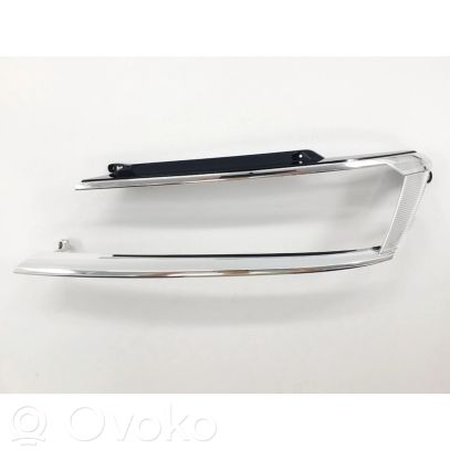 Volkswagen Tiguan Priekinio žibinto detalė 