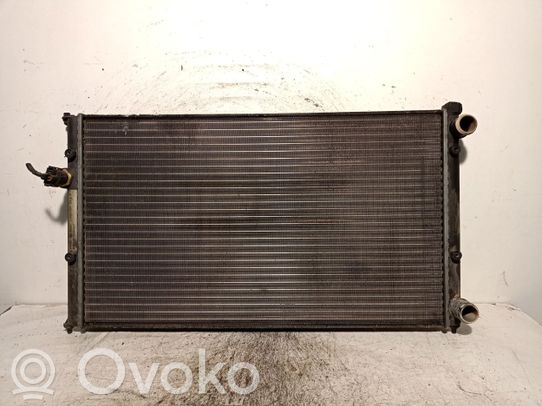 Seat Cordoba (6K) Jäähdyttimen lauhdutin 