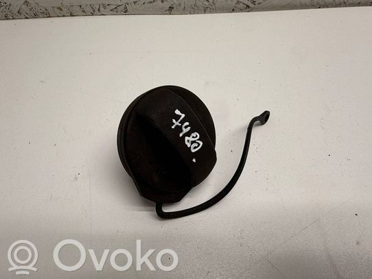Skoda Karoq Tappo del serbatoio del carburante 