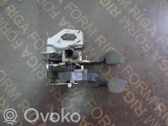 Peugeot 208 Pedalų komplektas 
