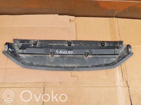Skoda Kodiaq Placa protectora/plataforma del parachoques delantero 