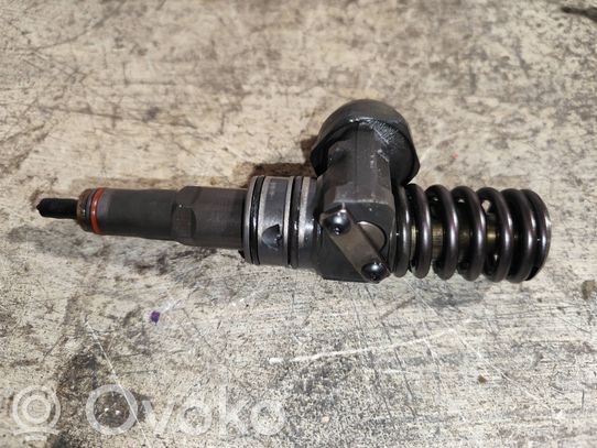 Skoda Fabia Mk1 (6Y) Injecteur de carburant 