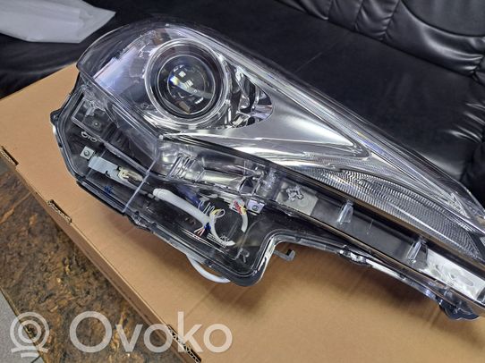 8113005420 Toyota Avensis T270 Headlight/headlamp, €950.00 | RRR