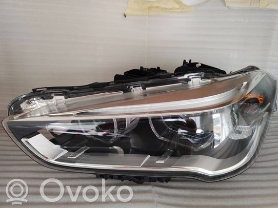 BMW X1 F48 F49 Priekinis žibintas 