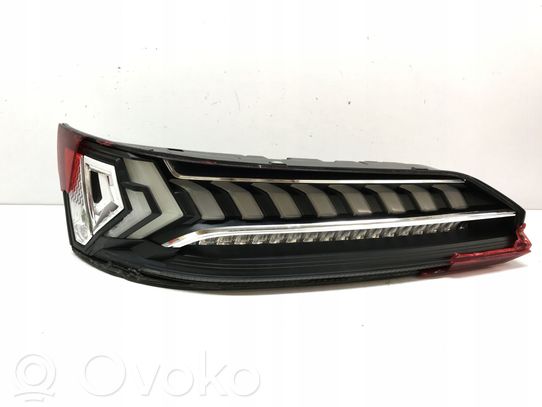 Audi Q7 4M Galinių žibintų komplektas 
