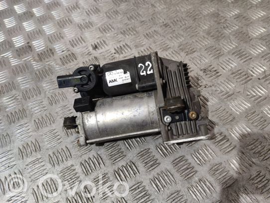 Mercedes-Benz GLE (W166 - C292) Ilmajousituksen kompressoripumppu 