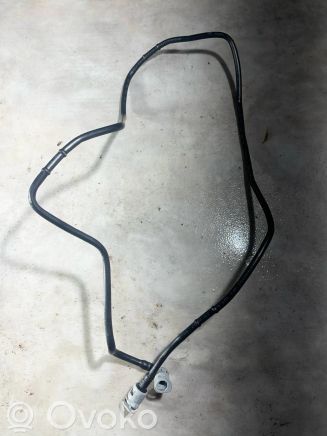 9P1121638 Porsche 911 991 Engine coolant pipe/hose, 35.00 € | RRR