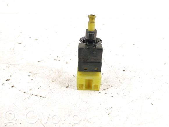 A0015456409 Mercedes-Benz E W210 Sensor Bremspedal, 3.83 € | RRR 