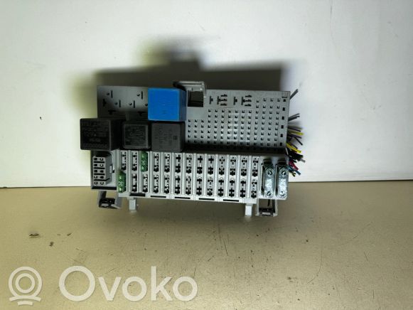 Монтажный Блок Опель Астра F