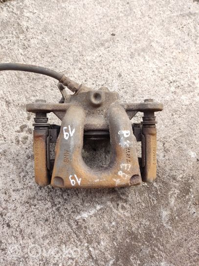 BMW 1 E82 E88 Front brake caliper 5422